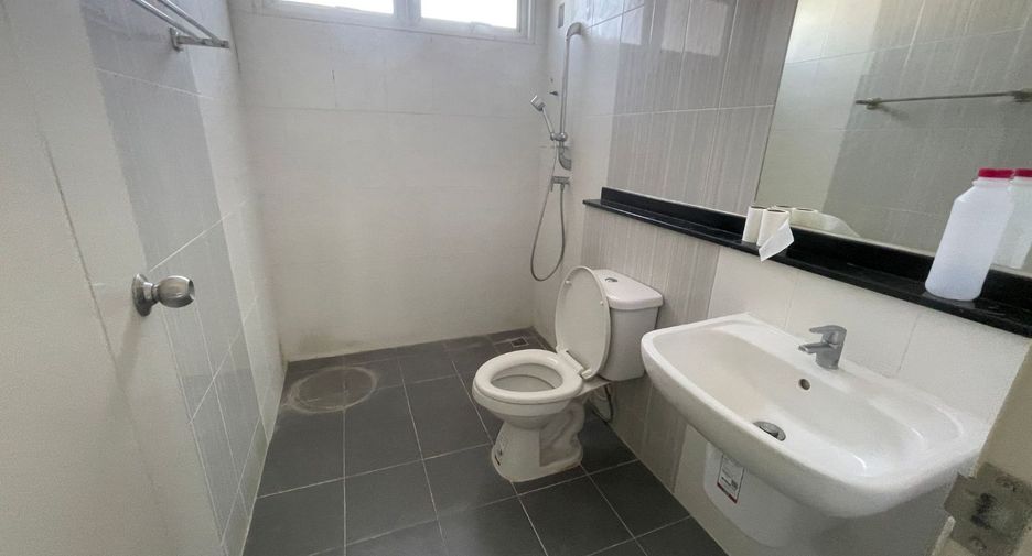 For sale studio townhouse in Min Buri, Bangkok