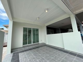 出售 公寓 联排别墅 在 Khlong Sam Wa, 曼谷