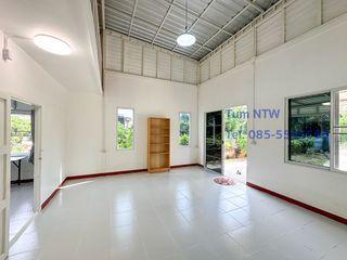 For rent 3 bedrooms house in Saraphi, Chiang Mai