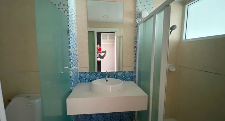 For sale studio condo in Bang Kapi, Bangkok