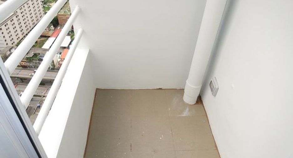 For sale studio condo in Bang Kapi, Bangkok