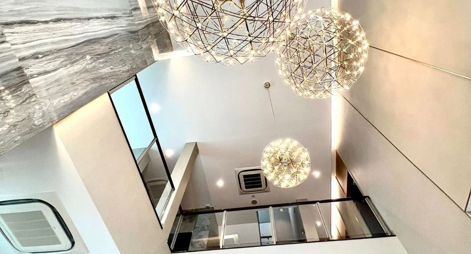 Haus zum Kauf mit 5 Zimmer in Lak Si, Bangkok