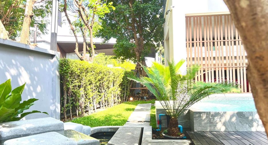 Haus zum Kauf mit 5 Zimmer in Lak Si, Bangkok