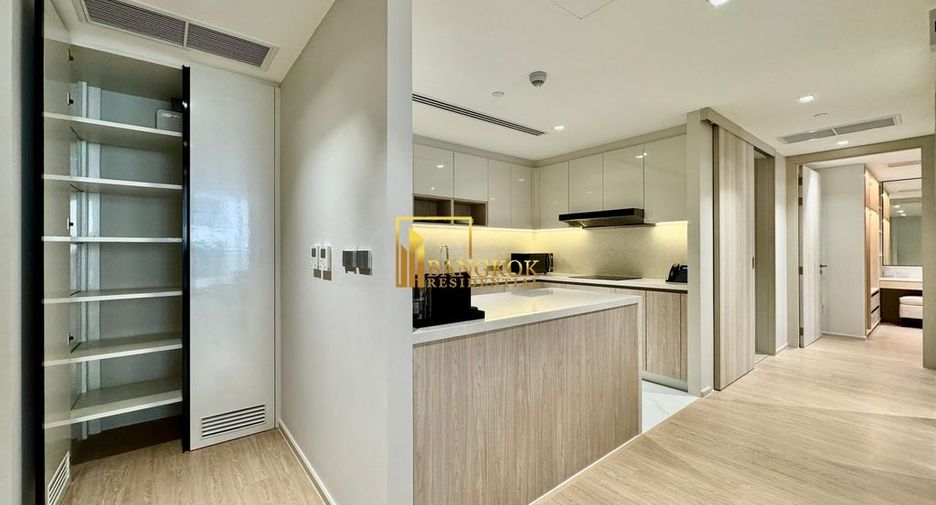 Apartamento con servicios en alquiler de 2 habitaciones en Khlong Toei, Bangkok