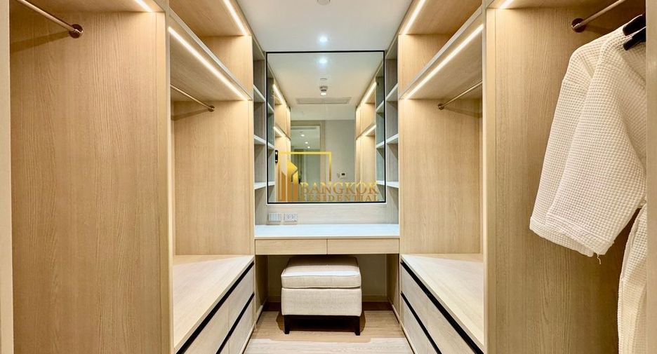 Apartamento con servicios en alquiler de 2 habitaciones en Khlong Toei, Bangkok