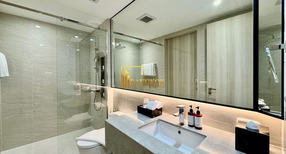 Apartamento con servicios en alquiler de 2 habitaciones en Khlong Toei, Bangkok