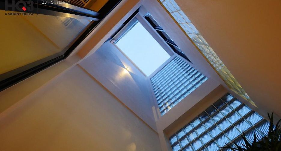 Casa adosada en alquiler de 2 habitaciones en Huai Khwang, Bangkok