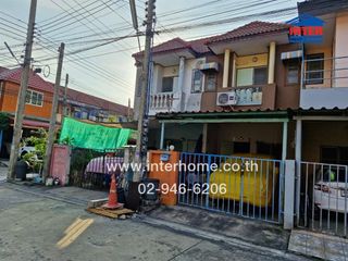 For sale 2 bed townhouse in Sam Khok, Pathum Thani