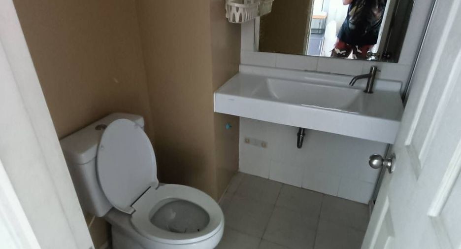 For sale studio condo in Bang Kapi, Bangkok