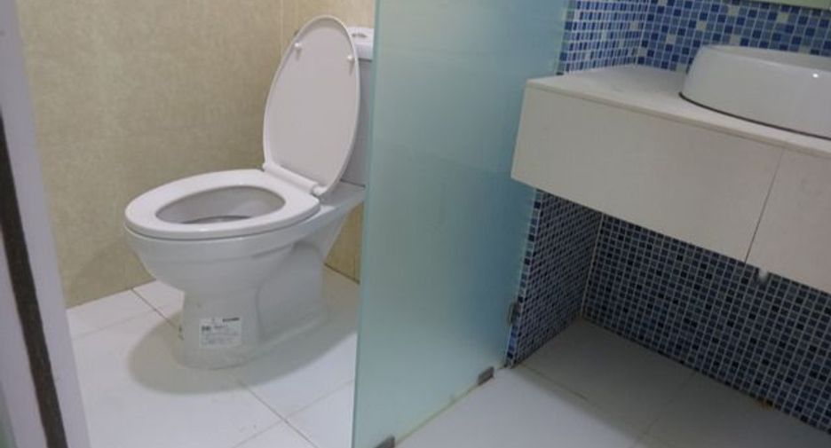 For sale studio condo in Bang Kapi, Bangkok
