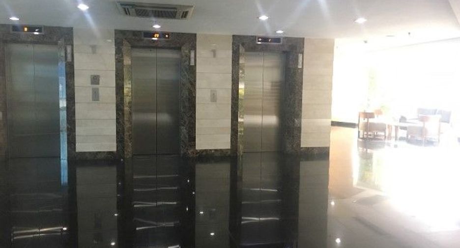 For sale studio condo in Bang Kapi, Bangkok