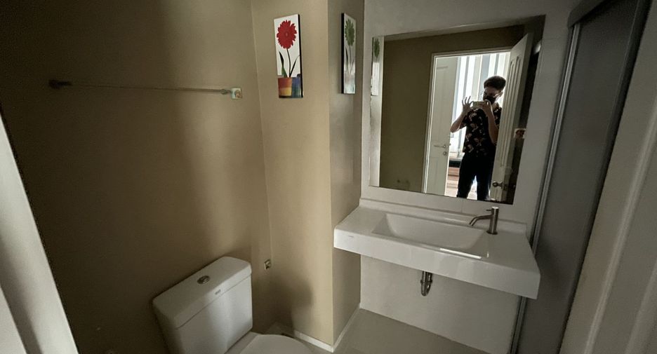 For sale studio condo in Bang Kapi, Bangkok