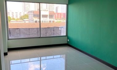 For sale studio condo in Bang Kapi, Bangkok