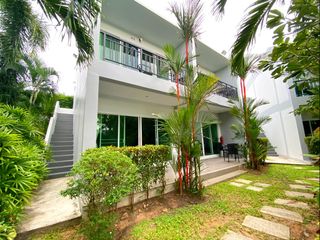 For sale 14 bed hotel in Sattahip, Chonburi