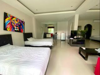 For sale 14 bed hotel in Sattahip, Chonburi