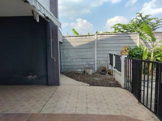For sale studio townhouse in Rat Burana, Bangkok