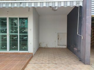 For sale studio townhouse in Rat Burana, Bangkok