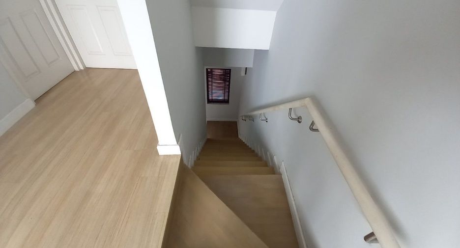 For sale スタジオ townhouse in Bang Khae, Bangkok