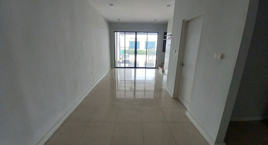 For sale スタジオ townhouse in Bang Khae, Bangkok