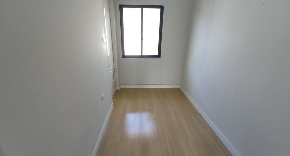 For sale スタジオ townhouse in Bang Khae, Bangkok