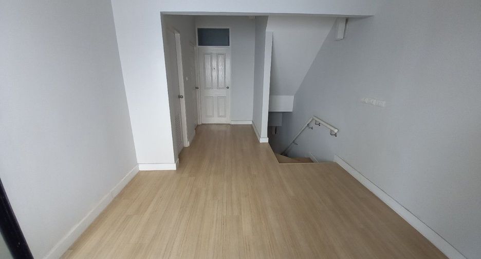 For sale スタジオ townhouse in Bang Khae, Bangkok