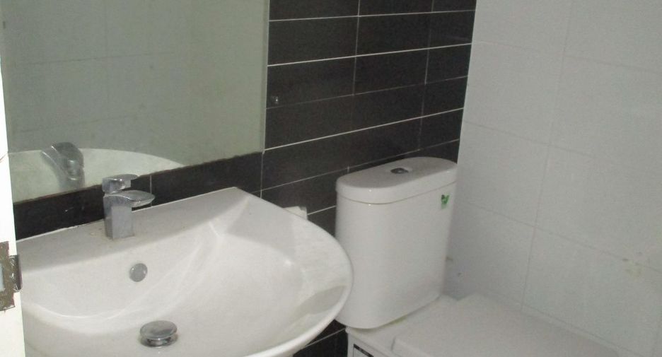 For sale スタジオ townhouse in Bang Khae, Bangkok