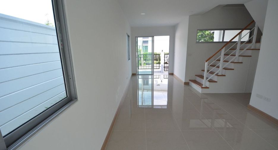 À vendre studio maison de ville à Prawet, Bangkok