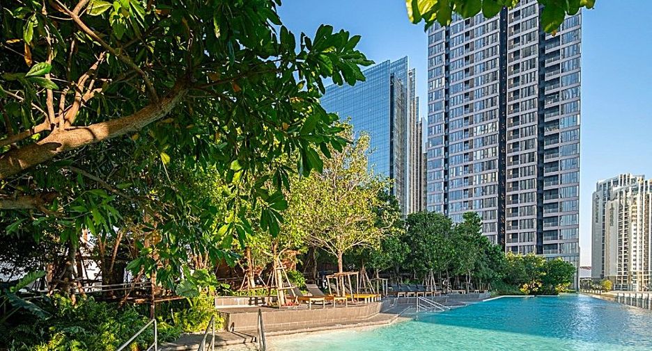 Wohnung zur Miete mit 2 Zimmer in Huai Khwang, Bangkok