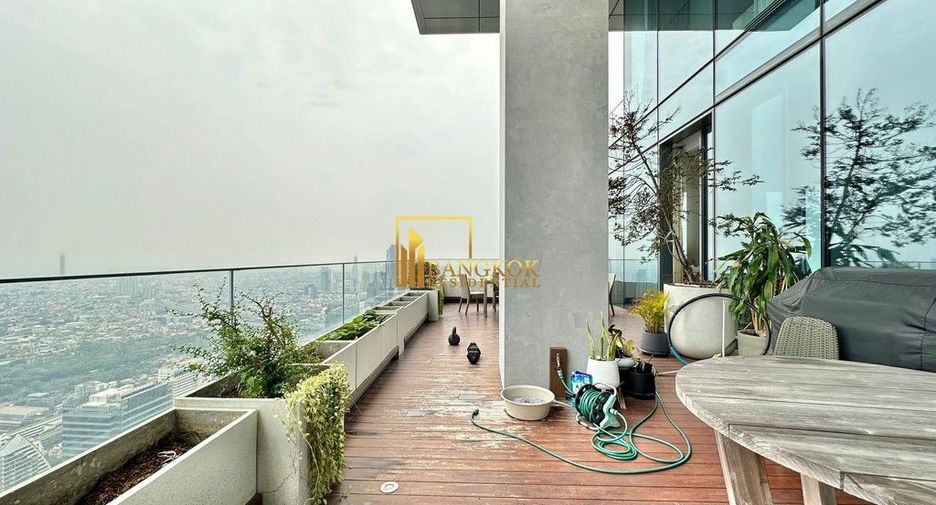Condo en alquiler de 3 habitaciones en Sathon, Bangkok