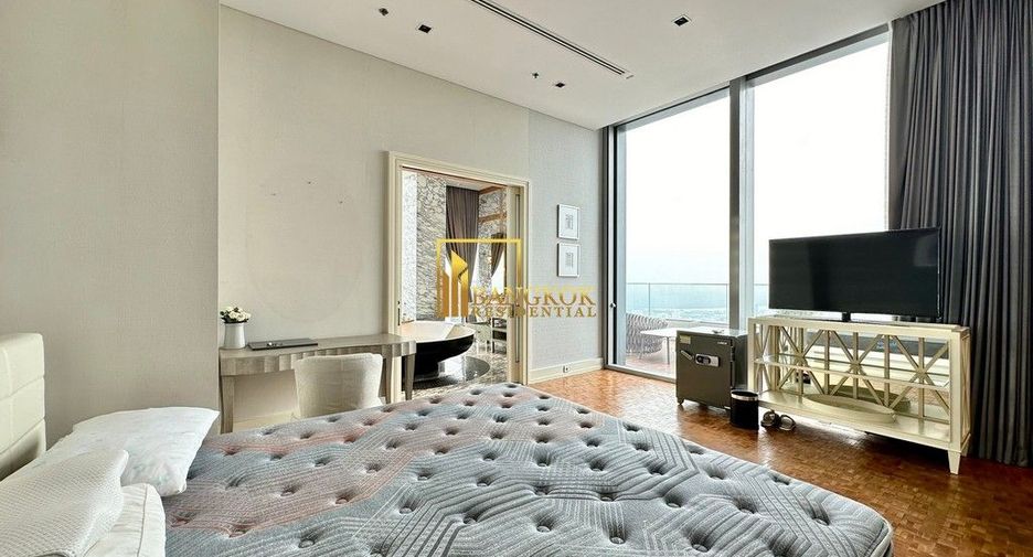 Condo en alquiler de 3 habitaciones en Sathon, Bangkok