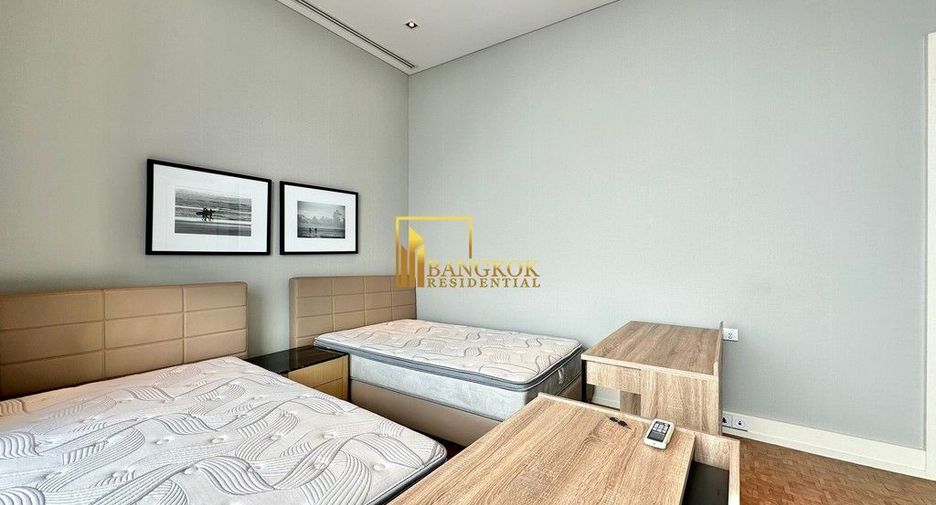 Condo en alquiler de 3 habitaciones en Sathon, Bangkok