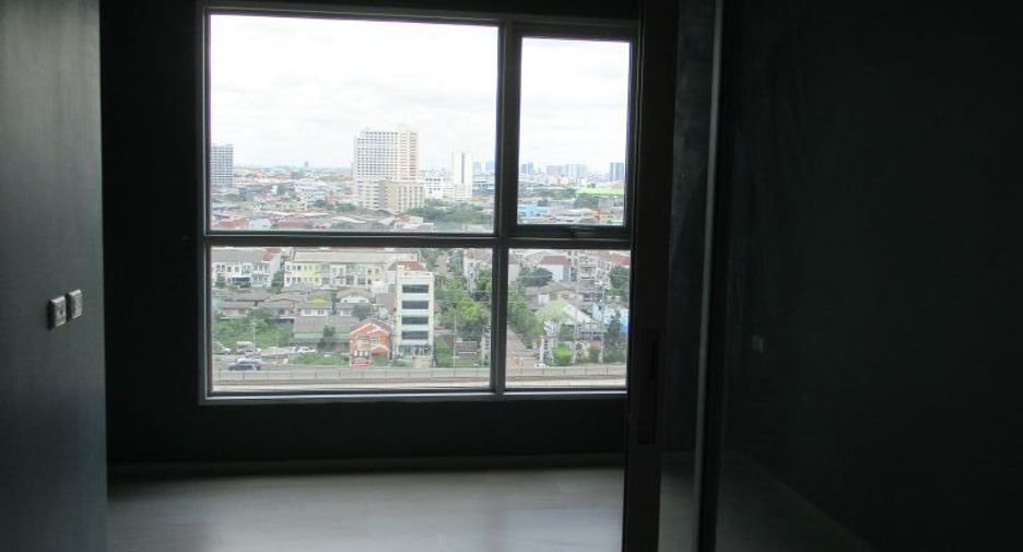 For sale studio condo in Chom Thong, Bangkok