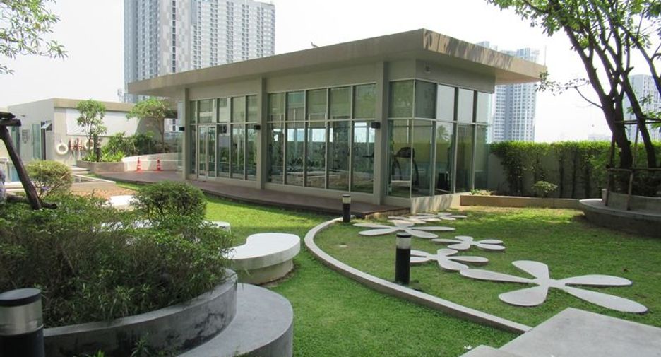 For sale studio condo in Chom Thong, Bangkok