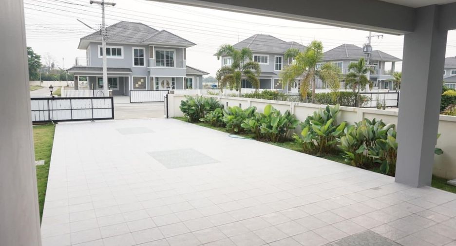 For rent 4 bedrooms house in San Sai, Chiang Mai
