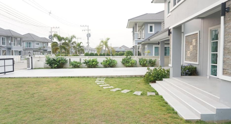 For rent 4 bedrooms house in San Sai, Chiang Mai