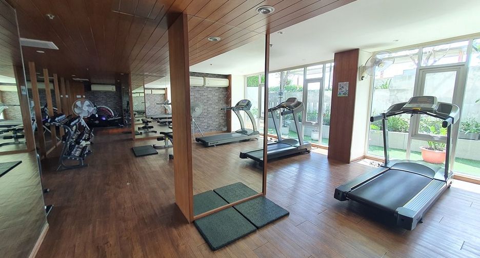 For sale studio condo in Bang Kapi, Bangkok