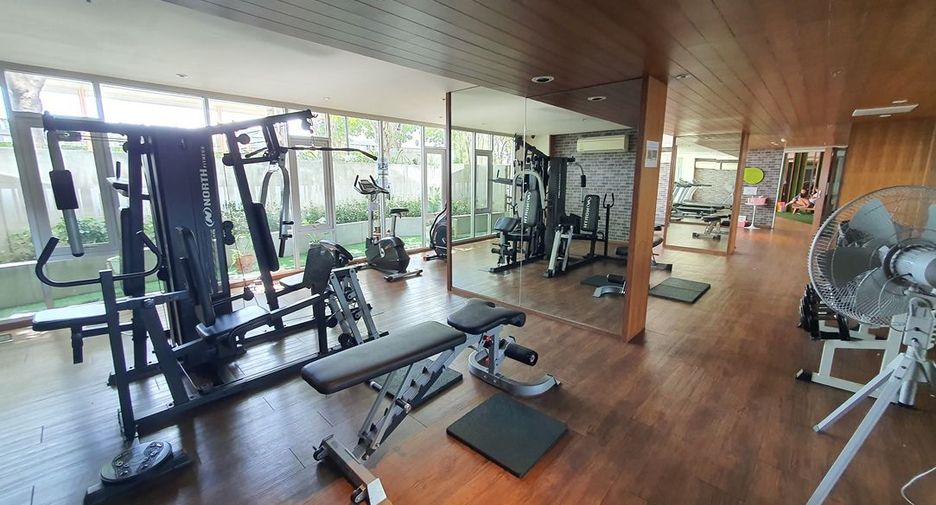 For sale studio condo in Bang Kapi, Bangkok