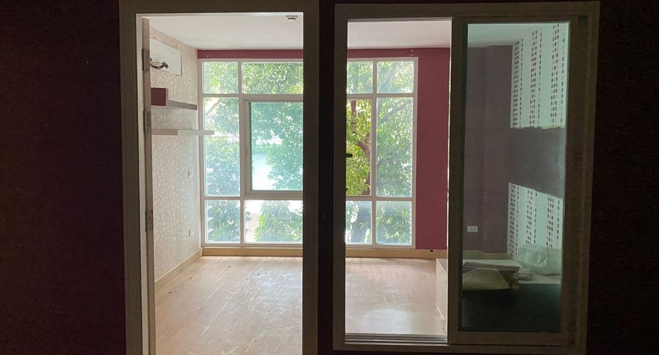 For sale studio condo in Chatuchak, Bangkok