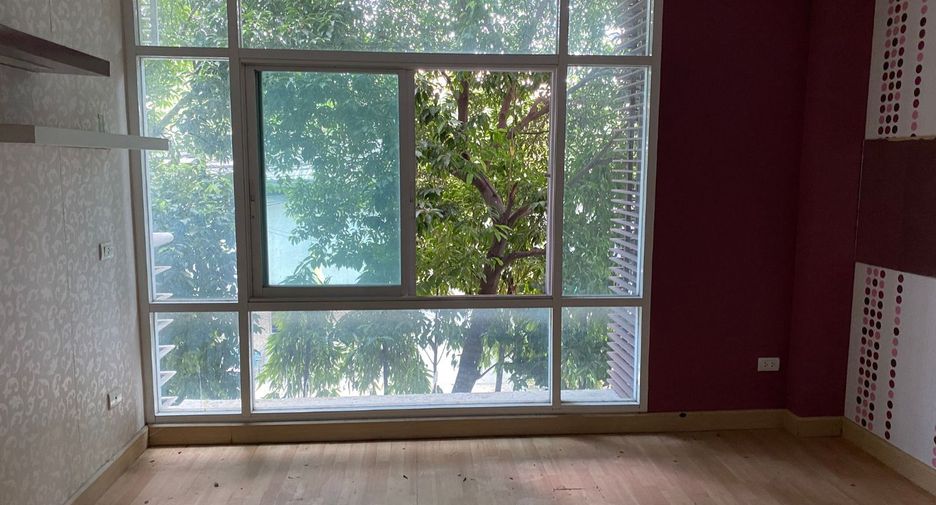 For sale studio condo in Chatuchak, Bangkok