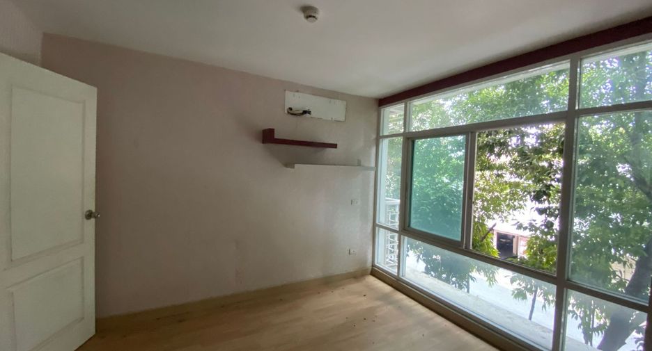 For sale studio condo in Chatuchak, Bangkok