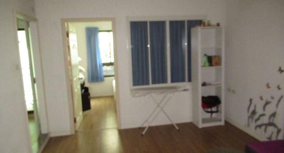 For sale studio condo in Thon Buri, Bangkok
