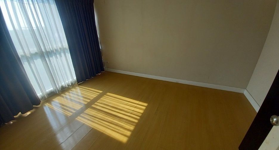 For sale studio condo in Phasi Charoen, Bangkok