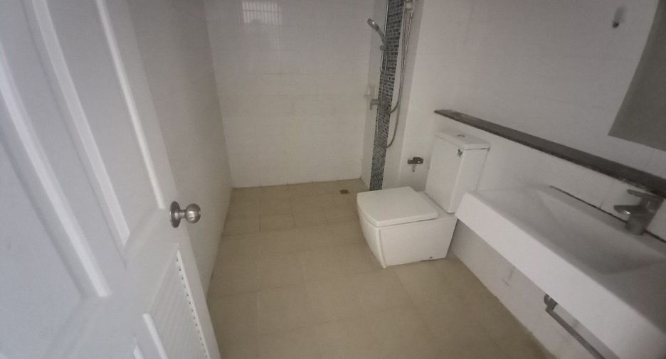 For sale studio condo in Phasi Charoen, Bangkok