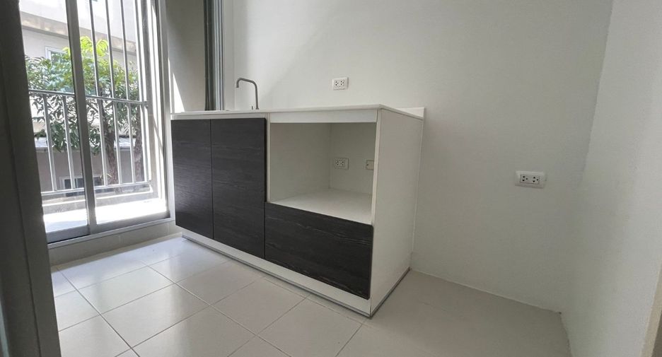 For sale studio condo in Phasi Charoen, Bangkok