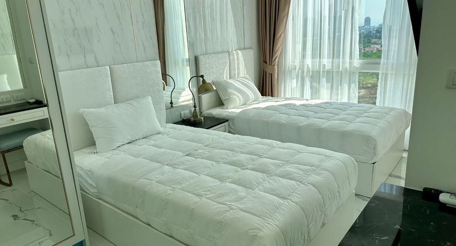 For sale 2 ベッドルーム apartment in Bang Lamung, Chonburi