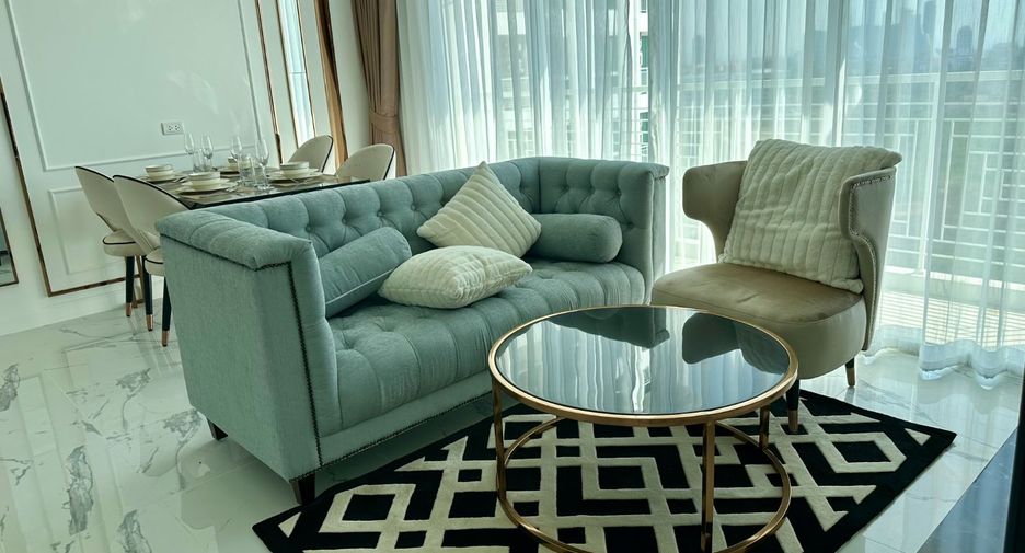 For sale 2 ベッドルーム apartment in Bang Lamung, Chonburi