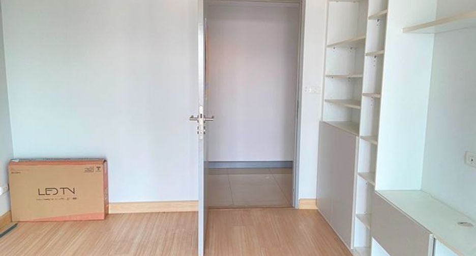 For sale スタジオ condo in Bang Khun Thian, Bangkok