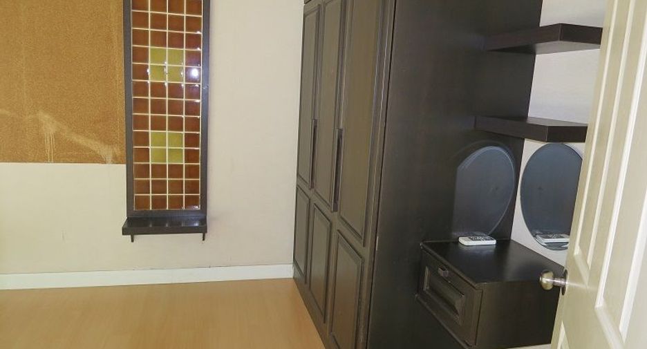 For sale studio condo in Phasi Charoen, Bangkok