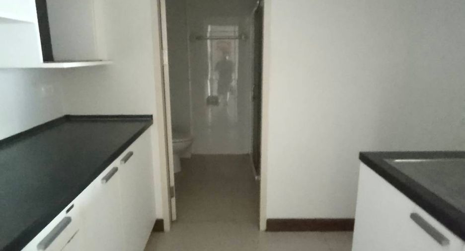 For sale studio condo in Bang Na, Bangkok