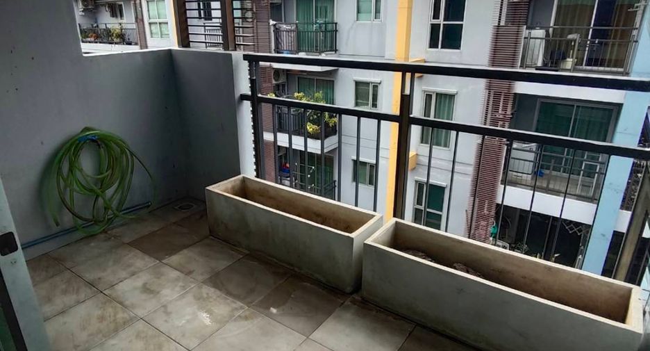 For sale studio condo in Bang Na, Bangkok